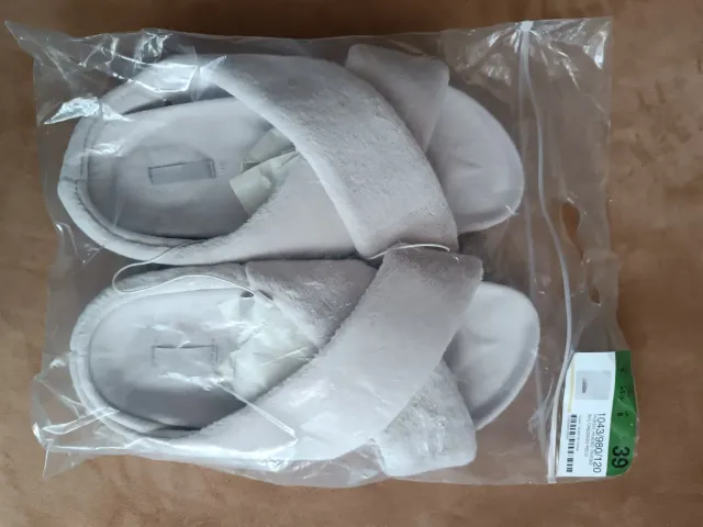 Zapatillas Oysho Peluche Gris