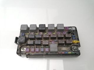 CAJA RELES / FUSIBLES SSANGYONG KYRON (2)
