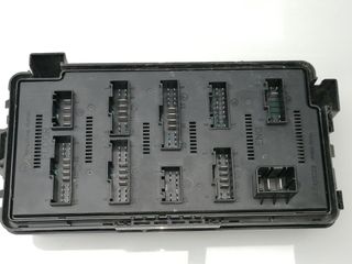CAJA RELES / FUSIBLES SSANGYONG KYRON (2)