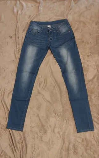 Pantalón vaquero talla S