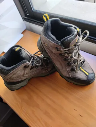 Botas de montaña Arru Sport talla 40 