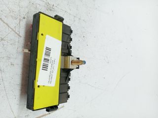 CAJA RELES / FUSIBLES PEUGEOT 307 (S1) (4)