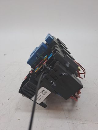 CAJA RELES / FUSIBLES RENAULT CLIO V (4)