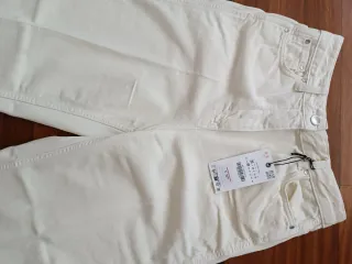 Pantalón recto Zara beige