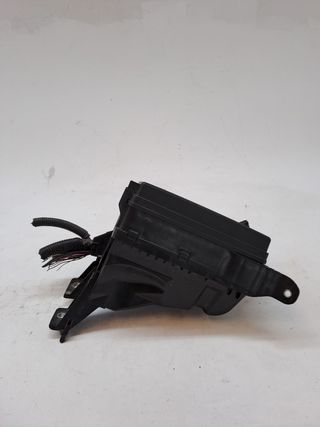CAJA RELES / FUSIBLES LEXUS NX (3)