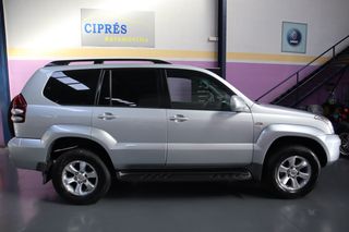 Toyota Land Cruiser 3.0 D-4D VX 163cv LARGO AUT.