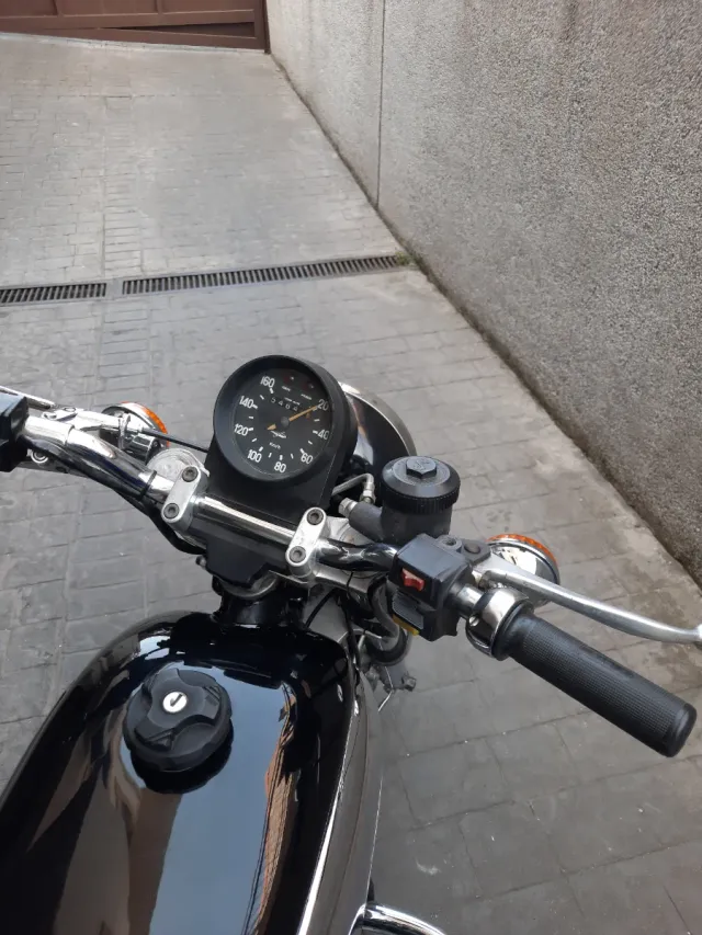 Lote Coche y Moto Clásica