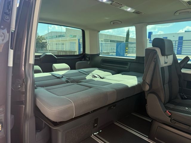 Volkswagen Multivan 2012