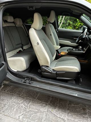 Mazda MX-30 2023