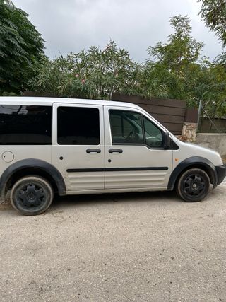 Ford Tourneo Connect 2005