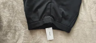 Pantalón nuevo con etiqueta Talla S