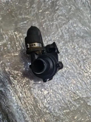 Bomba Agua Eléctrica Piaggio X7 Medley