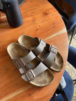 Birkenstock Arizona Estrechas - Mocha