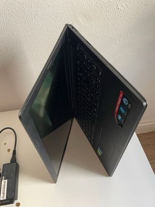 Portátil Lenovo i3 Negro