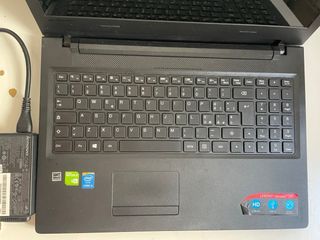Portátil Lenovo i3 Negro