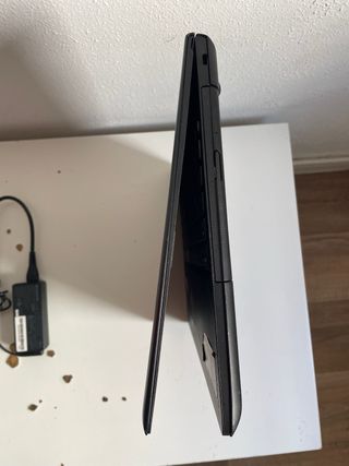 Portátil Lenovo i3 Negro