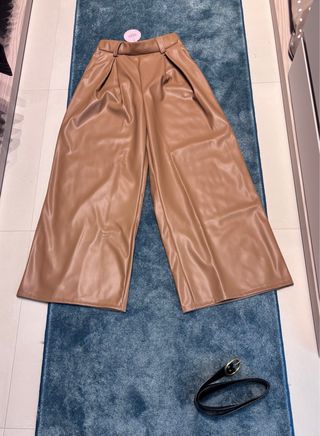 Pantaloni Ecopelle Camel Iris Firenze con cintura