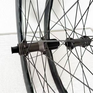Set ruote per bicicletta in carbonio