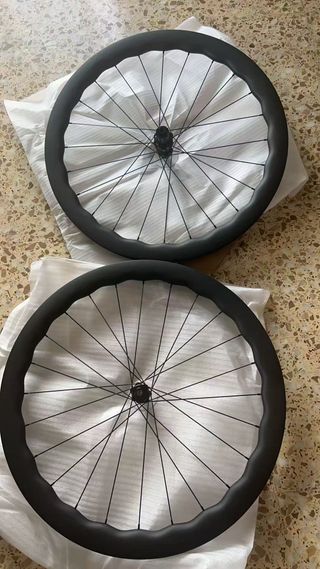 Set ruote per bicicletta in carbonio