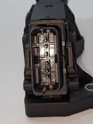 PEDAL ACELERADOR PEUGEOT 2008 (P1) (2)