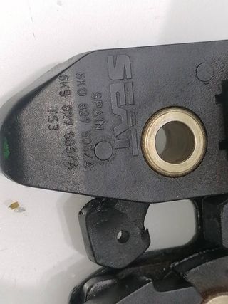 CERRADURA MALETERO / PORTON SEAT CORDOBA BERLINA (6K2)