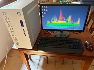 PC Sobremesa + Monitor 