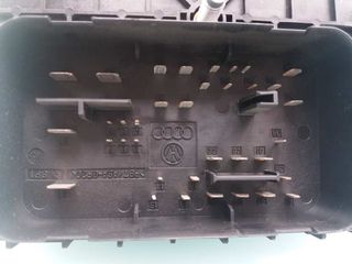 CAJA RELES / FUSIBLES VOLKSWAGEN PASSAT VARIANT (3A5) (2)