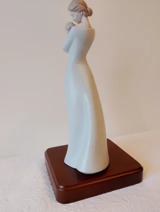 Figura Lladró "abrazo materno"