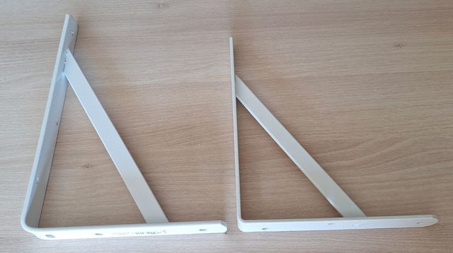 Lote 27 escuadras metálicas distintos tamaños