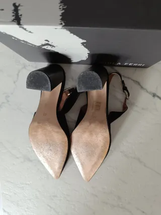 Scarpe Paola Ferri donna tacco nero