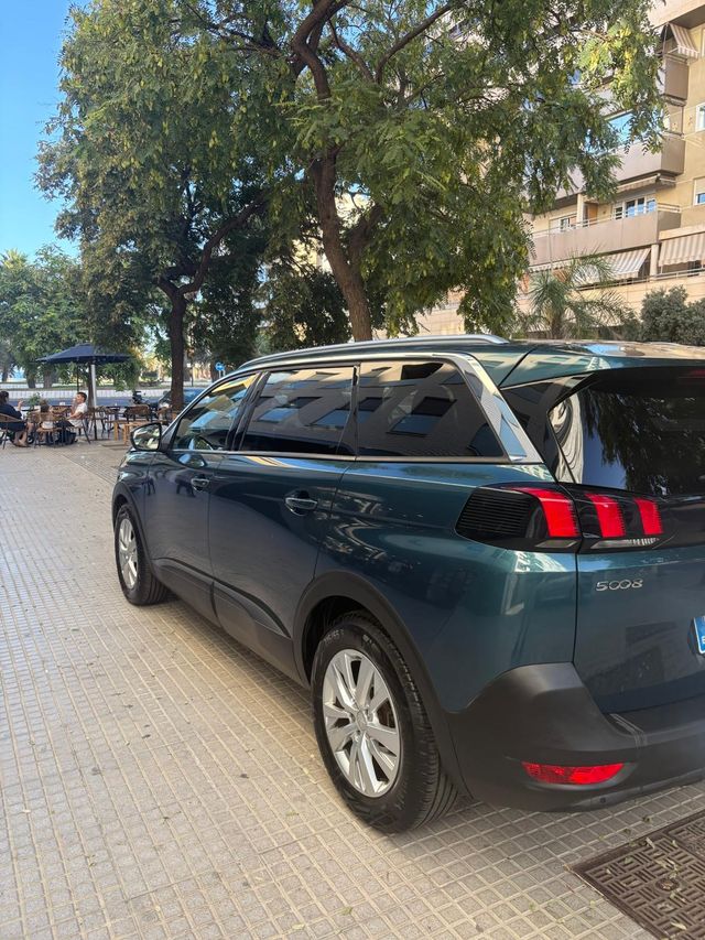 Peugeot 5008 2017