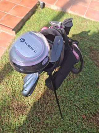 Bolsa y palos de golf para mujer