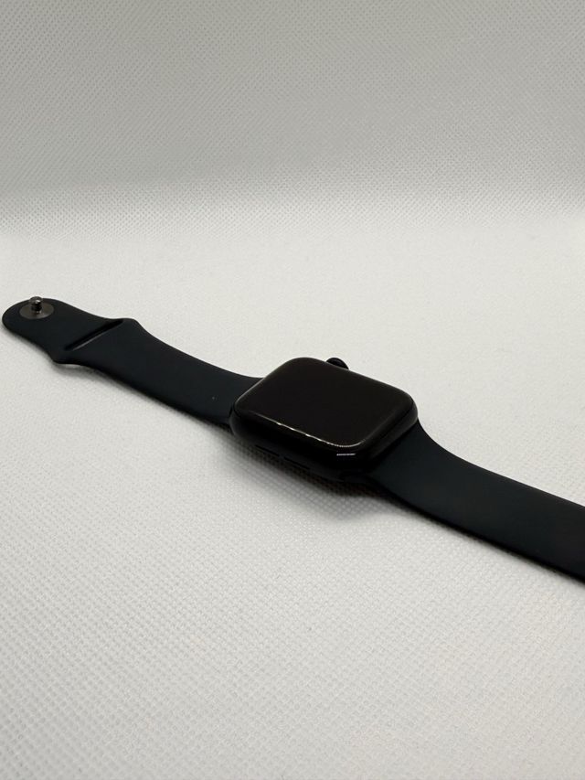 98% - Garantía - Apple Watch SE 2 40mm GPS