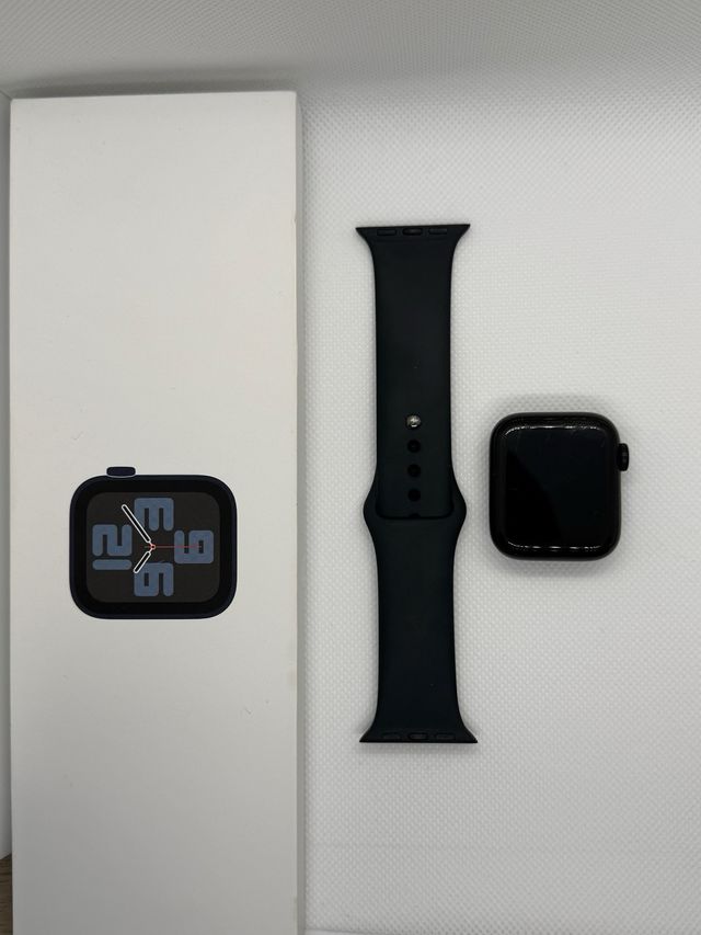 98% - Garantía - Apple Watch SE 2 40mm GPS