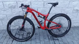 Bici Doble Suspensión Carbono Berria