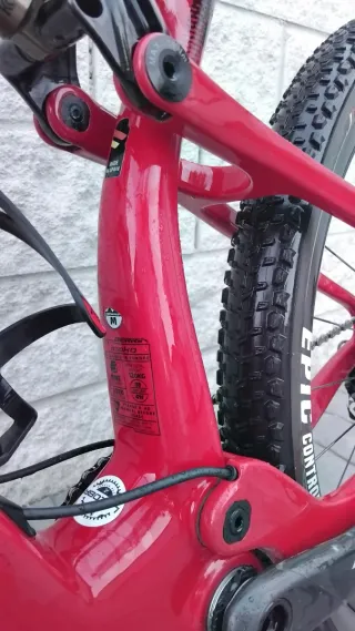 Bici Doble Suspensión Carbono Berria