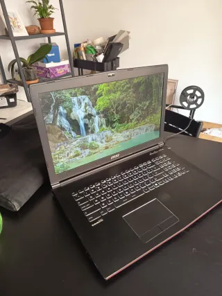 MSI gp72 6qf Leopard Pro Gaming Laptop