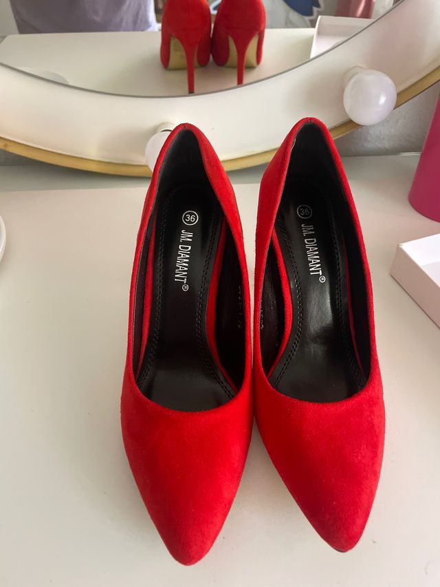 Zapatos de tacón rojos talla 36