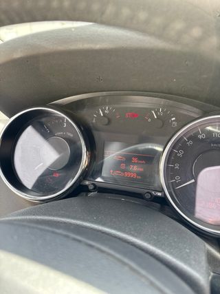 Peugeot 5008 2010