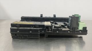 CAJA RELES / FUSIBLES LAND ROVER RANGE ROVER (LM)