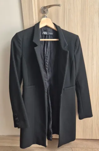 Americana Larga Zara Negra