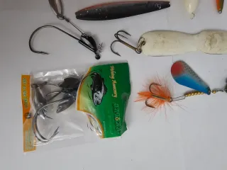 Lotes de señuelos de pesca 