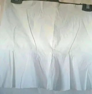 Minifalda blanca nueva