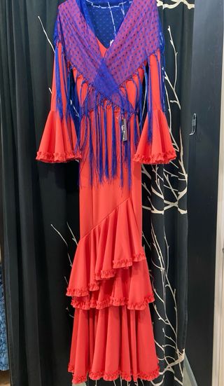 Traje de flamenca coral