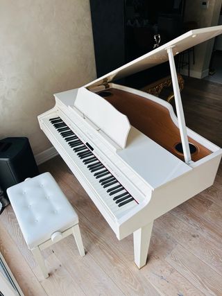 Piano de cola Roland GP607-PW