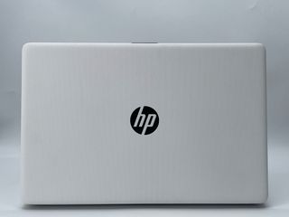 HP Portátil 15-da0031ns