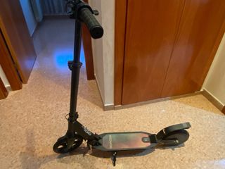 Patinete eléctrico HOMCOM poco uso
