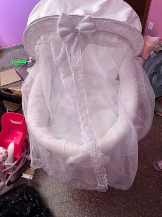 Cuna de viaje portátil