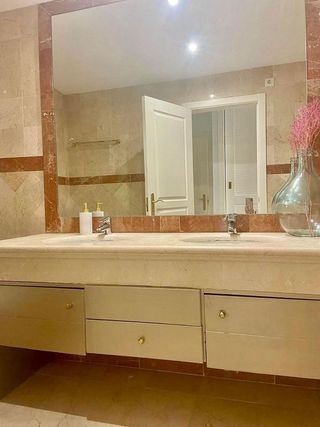 Piso en alquiler en Nagüeles Alto en Marbella