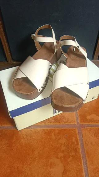 Sandalias Zara Beige/Marrón Talla 36